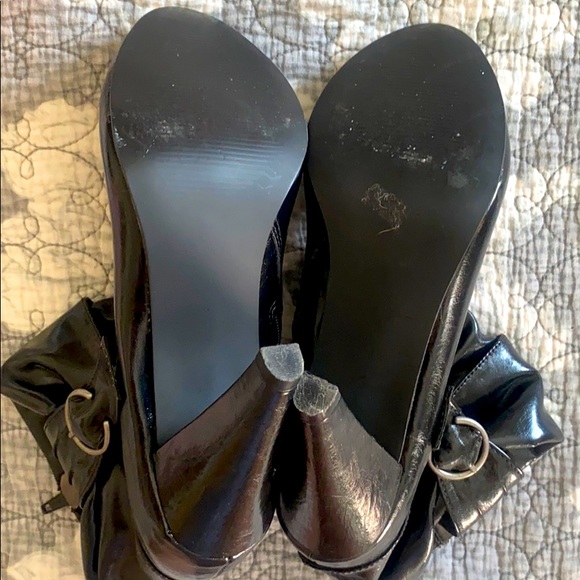 NWOT VIGOSS BLACK BOOTIES Size 8 - Picture 3 of 4
